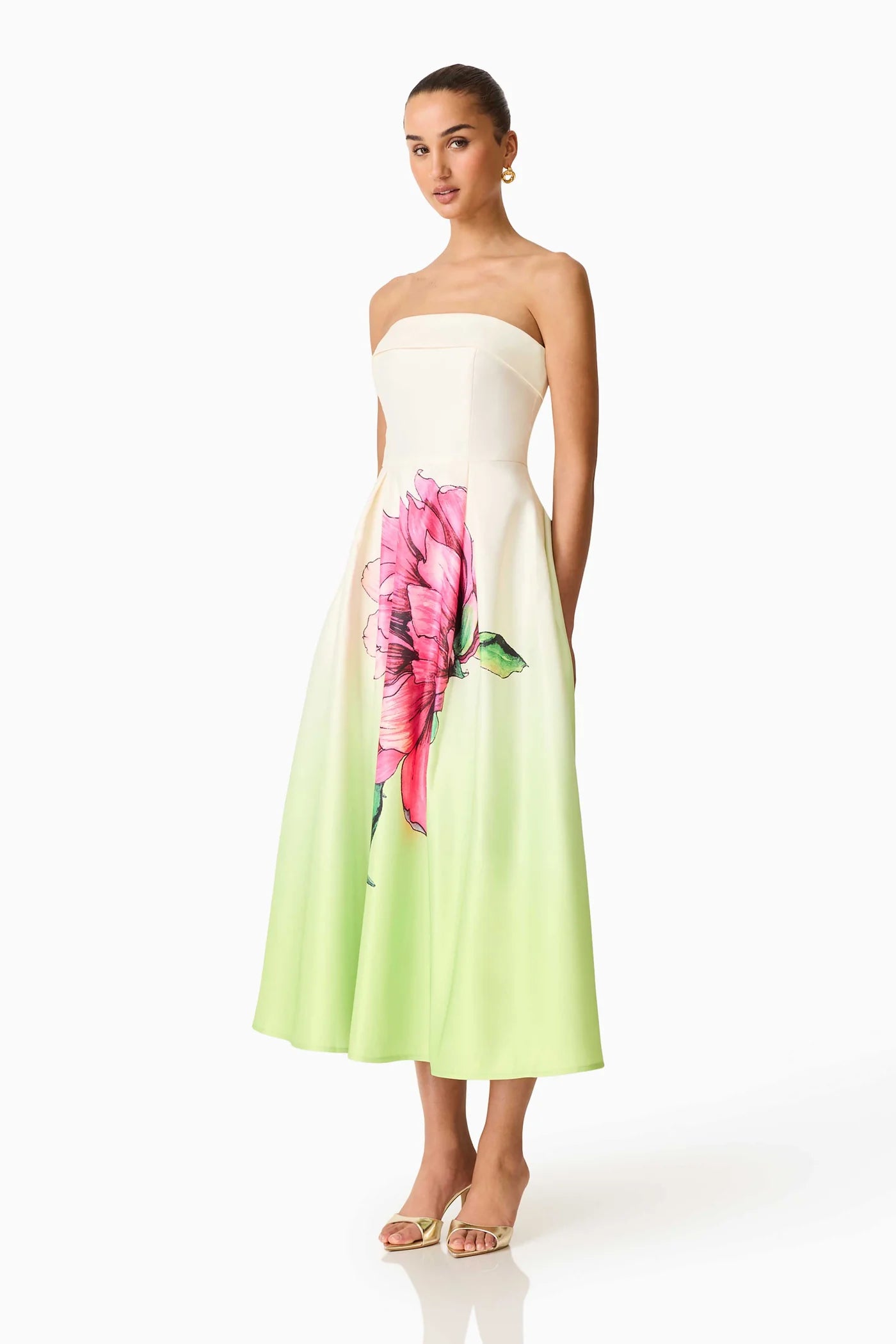 ELISIA STRAPLESS GOWN IN GREEN