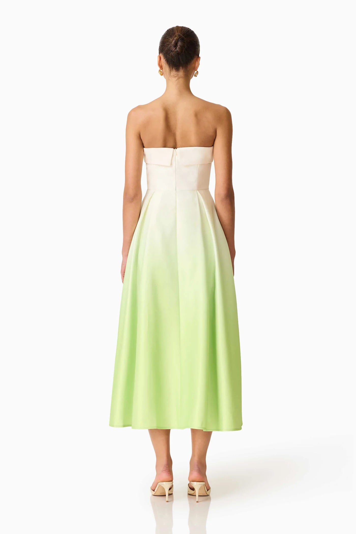 ELISIA STRAPLESS GOWN IN GREEN