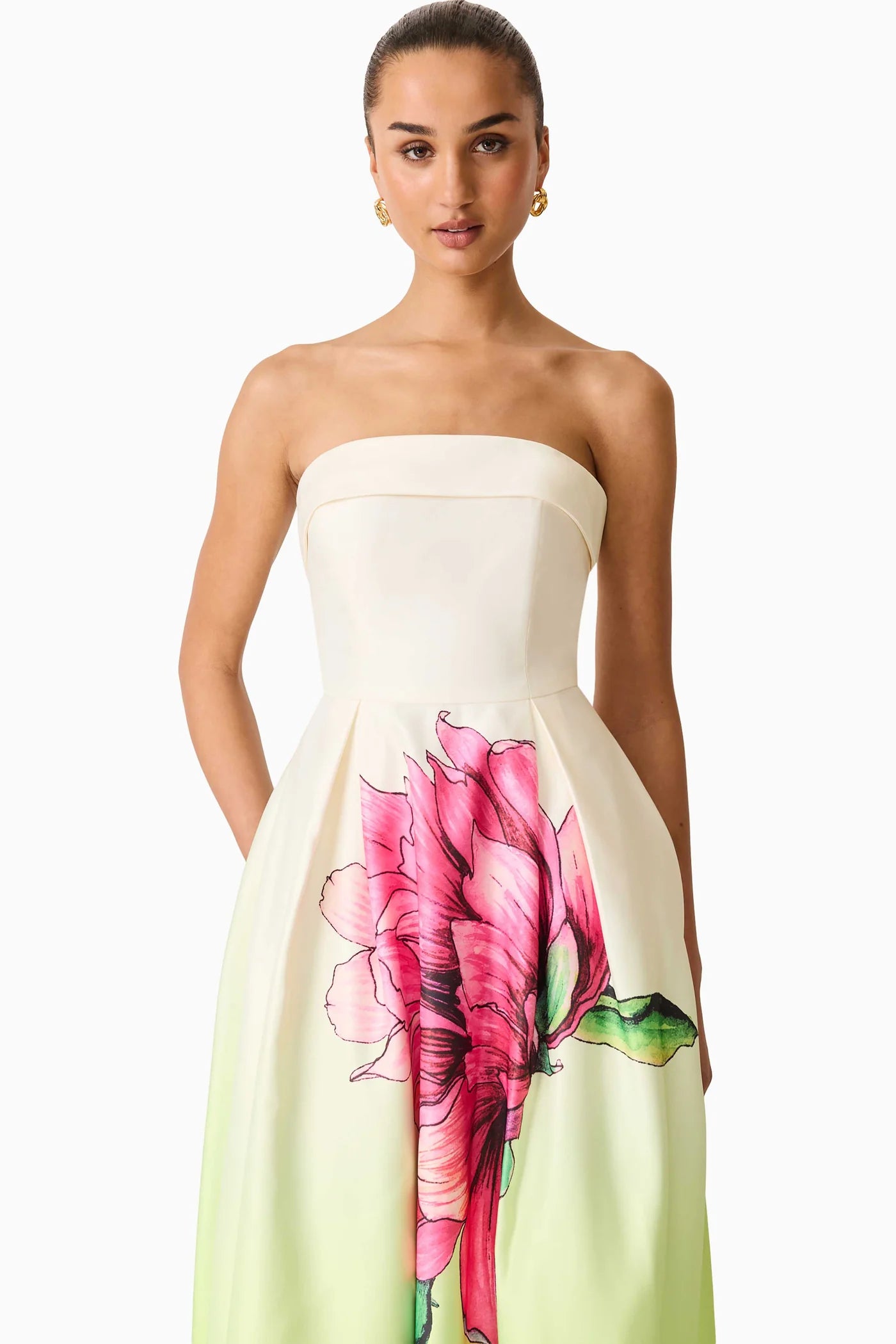 ELISIA STRAPLESS GOWN IN GREEN