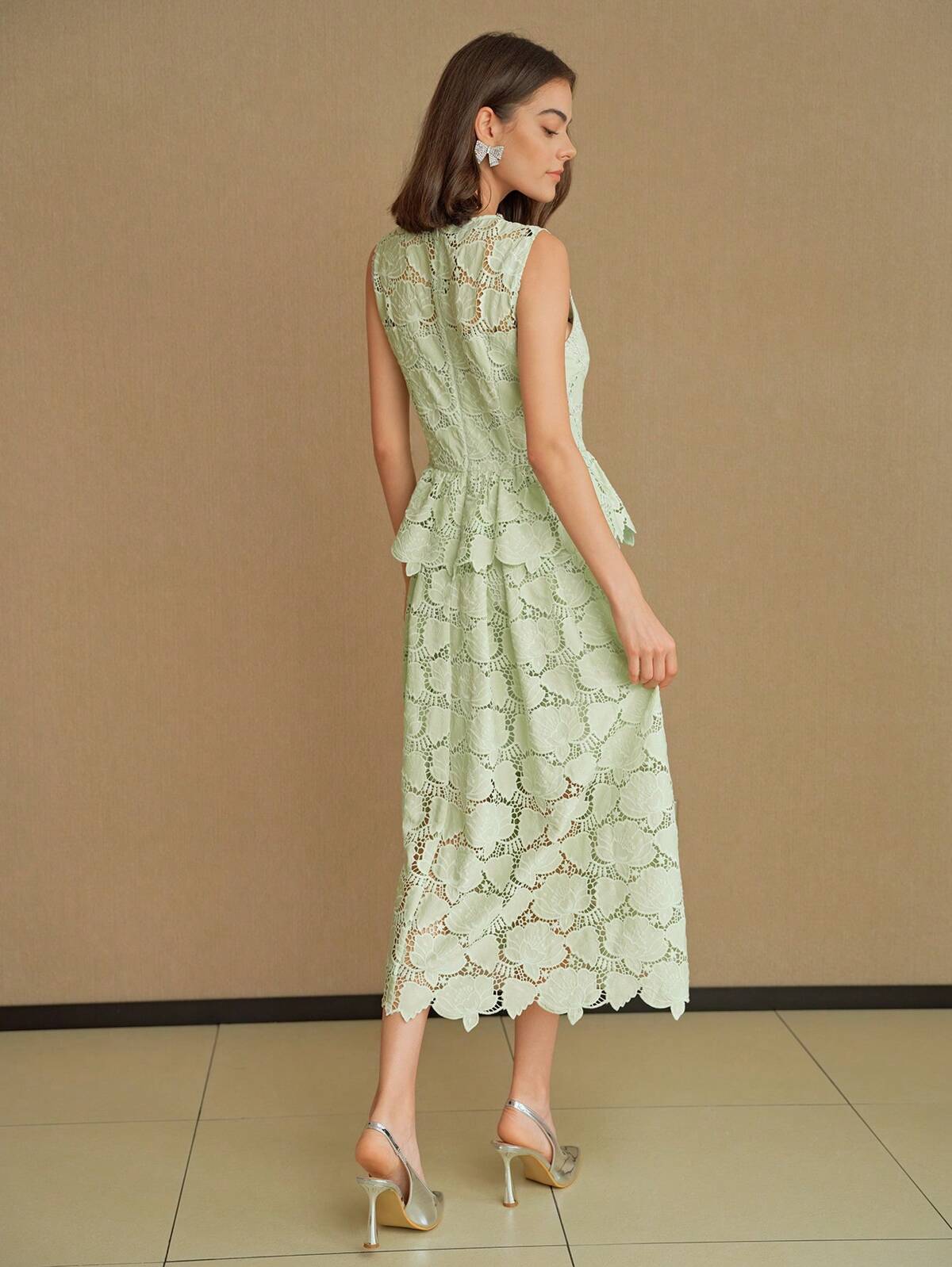 LENNA LACE
