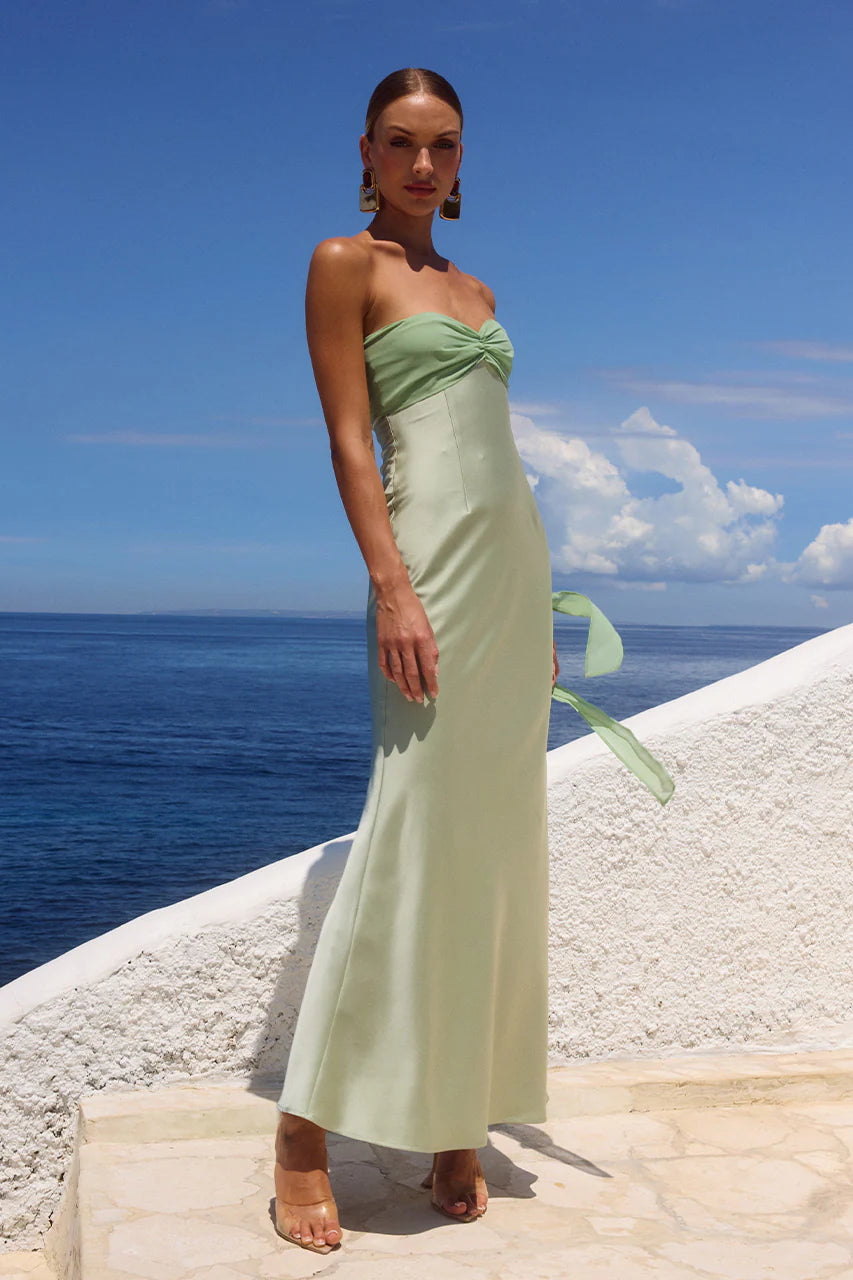 KADIE OFF SHOULDER MAXI DRESS