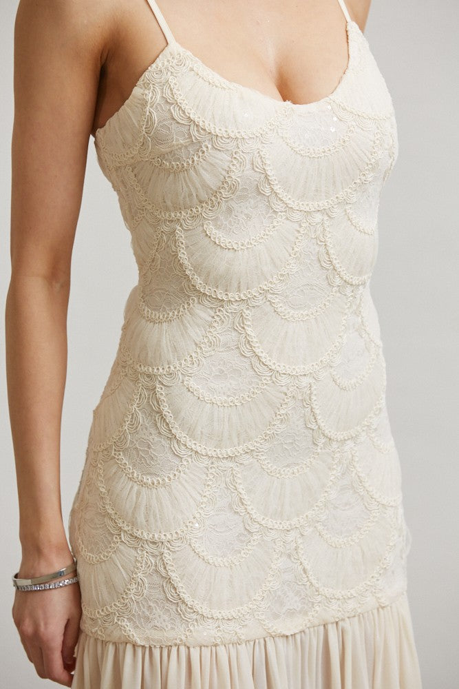 FLOWERY EMBROIDED DRESDD