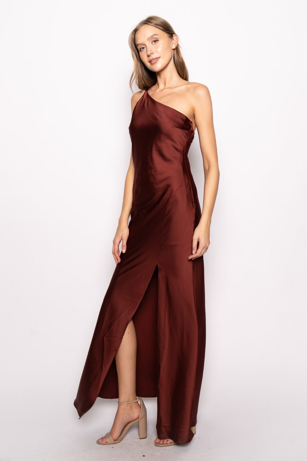 MEGHAN BURGUNDY