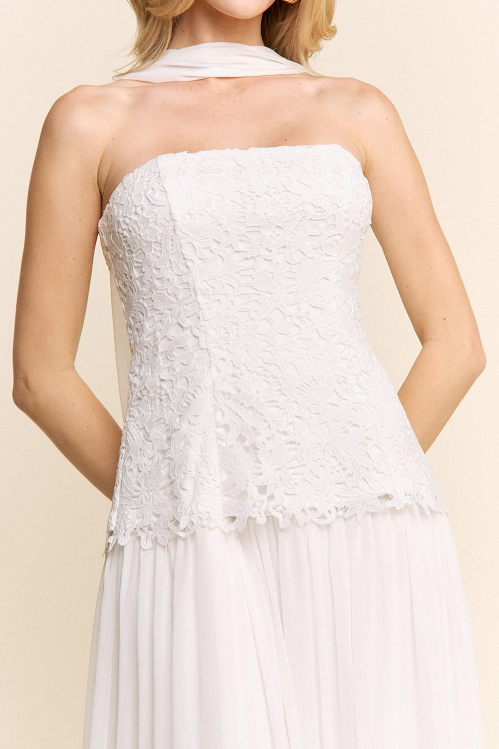 YVETTE LACE DRESS