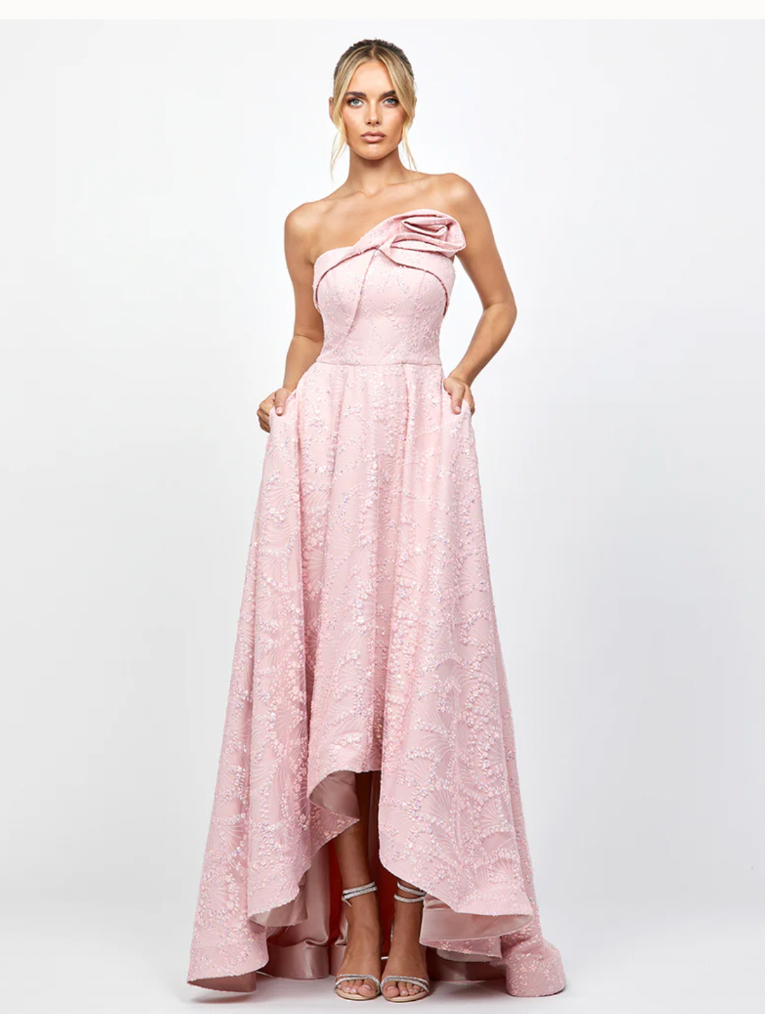 ADDYSON STRAPLESS GOWN