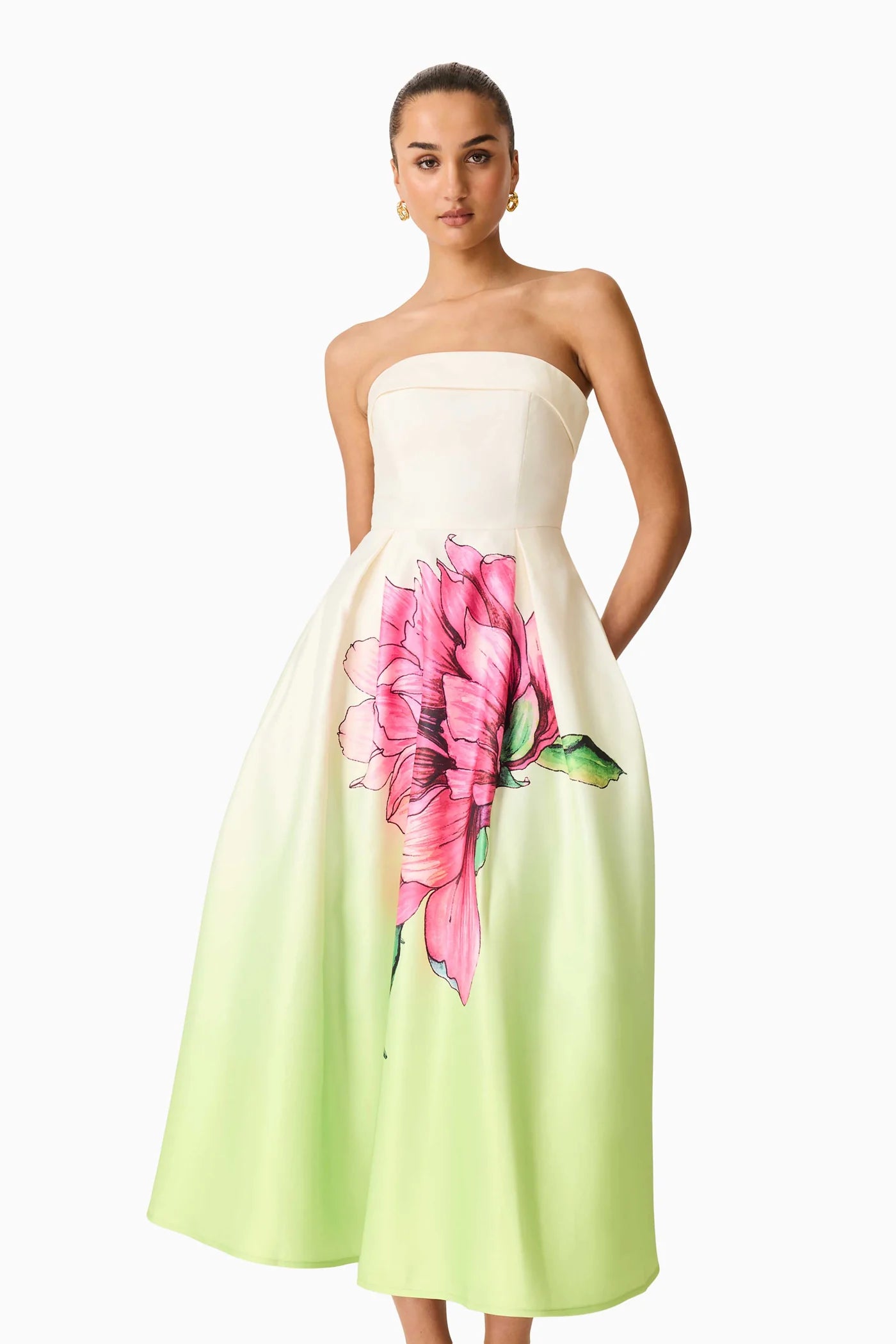ELISIA STRAPLESS GOWN IN GREEN
