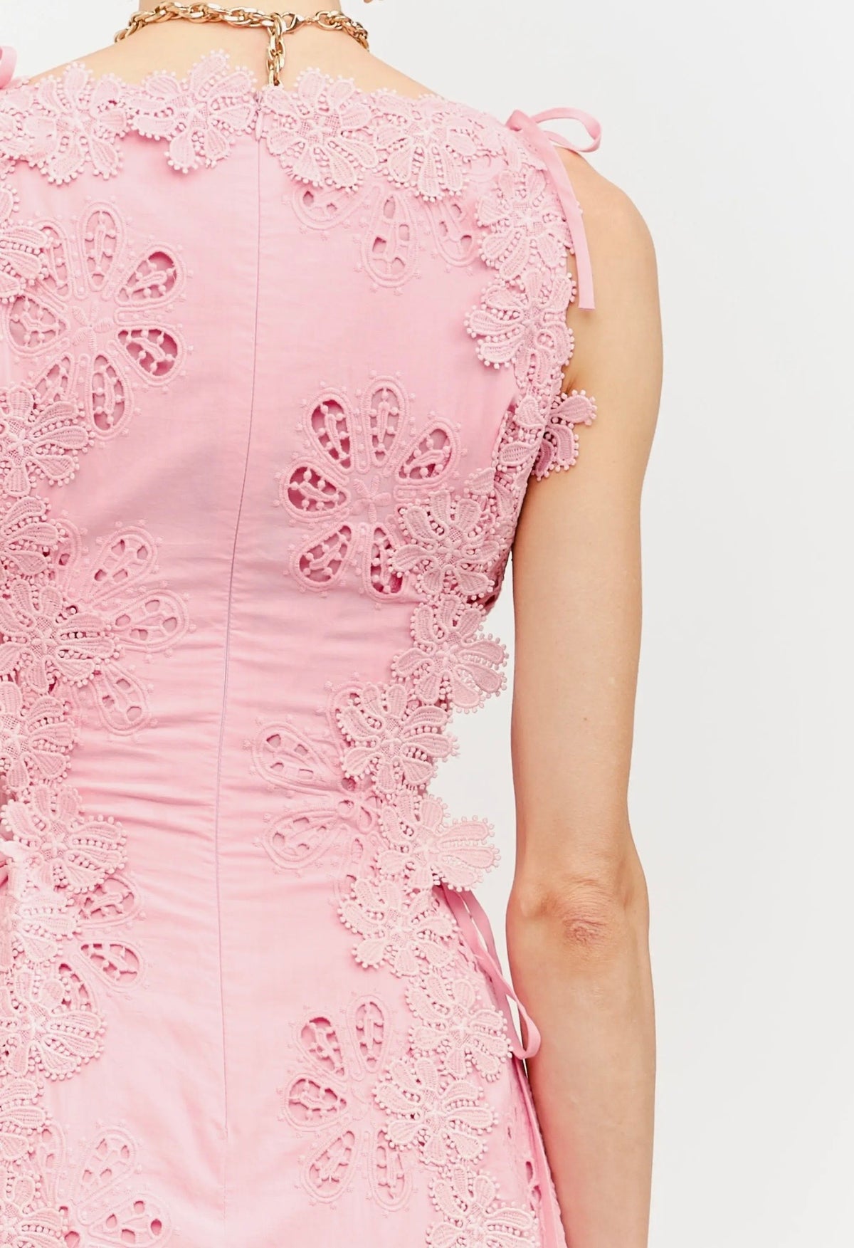 SUSY LACE DRESS