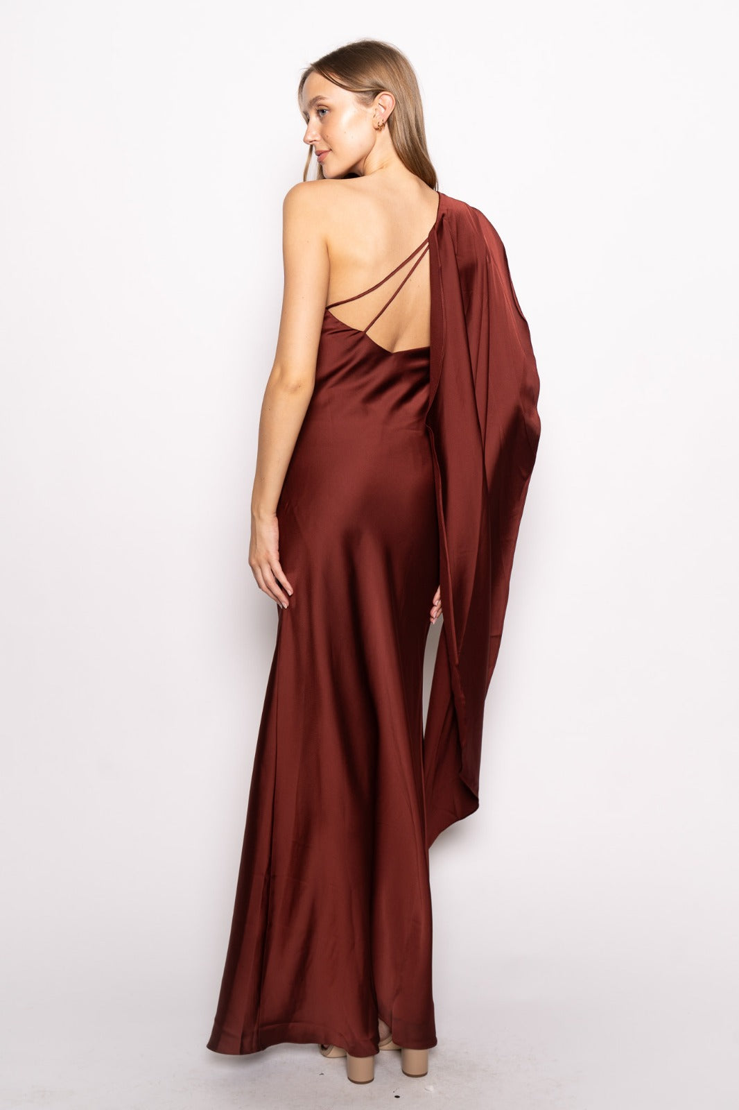 MEGHAN BURGUNDY