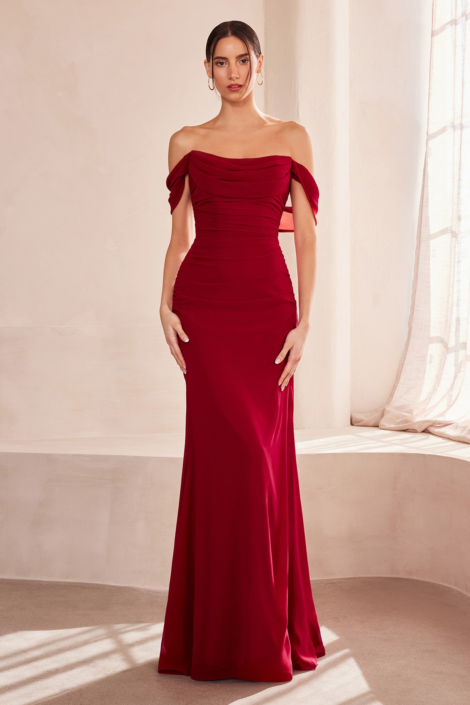 ALICE OFF SHOULDER SCARLETT